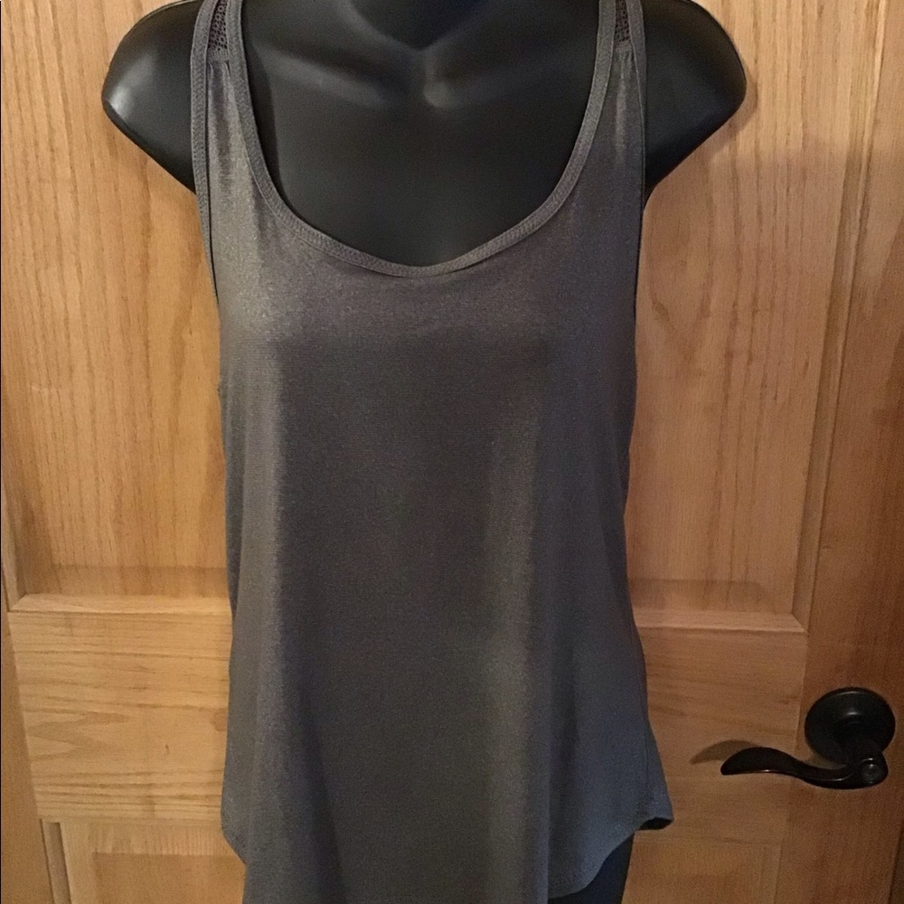 AE Tank Top M